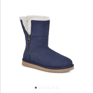 Koolaburra by UGG -ARIBEL SHORT size 9 women - Dark Blue/Navy